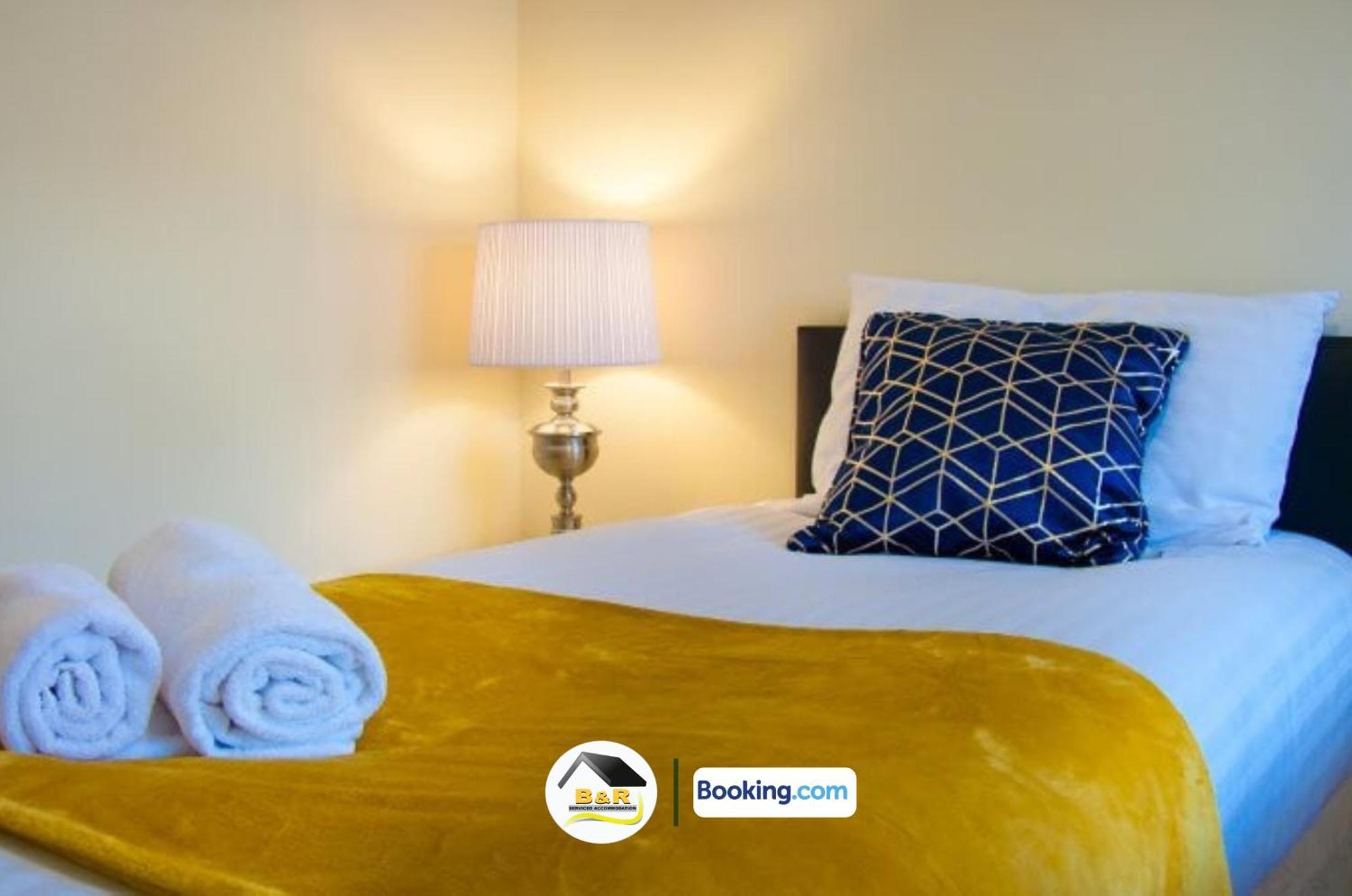 3 Bedroom House By B And R Serviced Accommodation Amesbury With Super Fast Wi-Fi 145Mbps Экстерьер фото